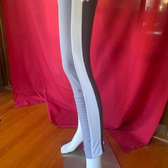 Lavender  RIBBED MPG Workout Leggings - Picture 12 of 15